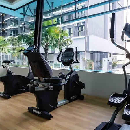 Majestic Maxim Oceanic Cottage 3Br Mrt 夜市中文房东